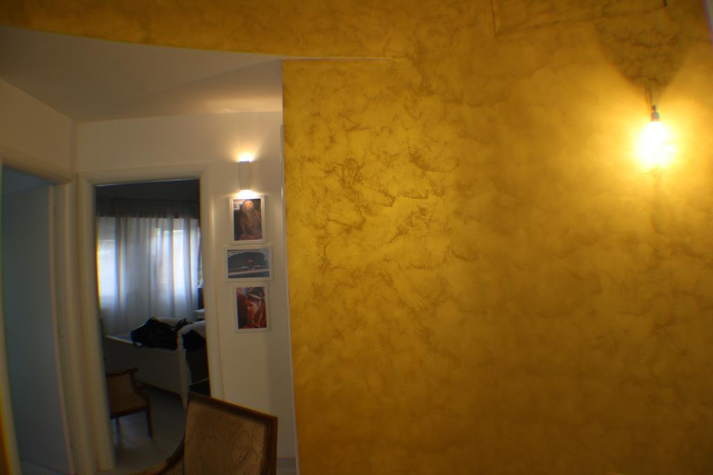 Conny'S Home Ρώμη Δωμάτιο φωτογραφία