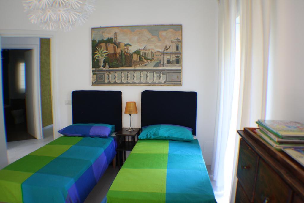 Conny'S Home Ρώμη Δωμάτιο φωτογραφία