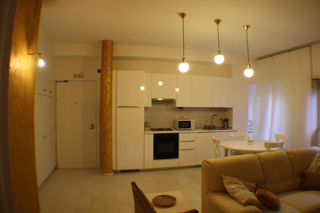 Conny'S Home Ρώμη Δωμάτιο φωτογραφία